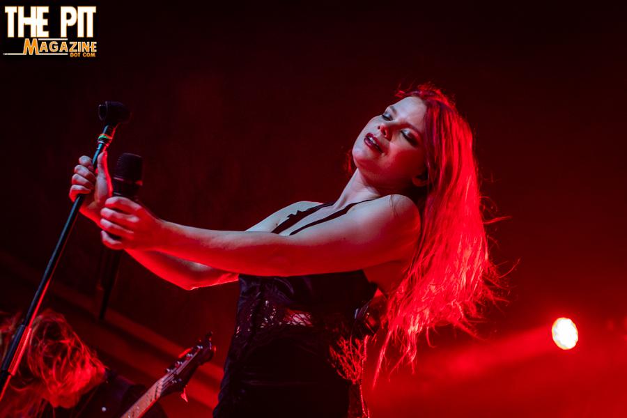 Heya! Check out the photos and review of @BlackbriarMusic and @BattleBeast at @theGranada by #rjphotography in The Pit! thepitmagazine.com/battle-beast-l… AND listen to #thepitmagazinepitcast too! #thepitmagazine #concertphotography #musicnerds