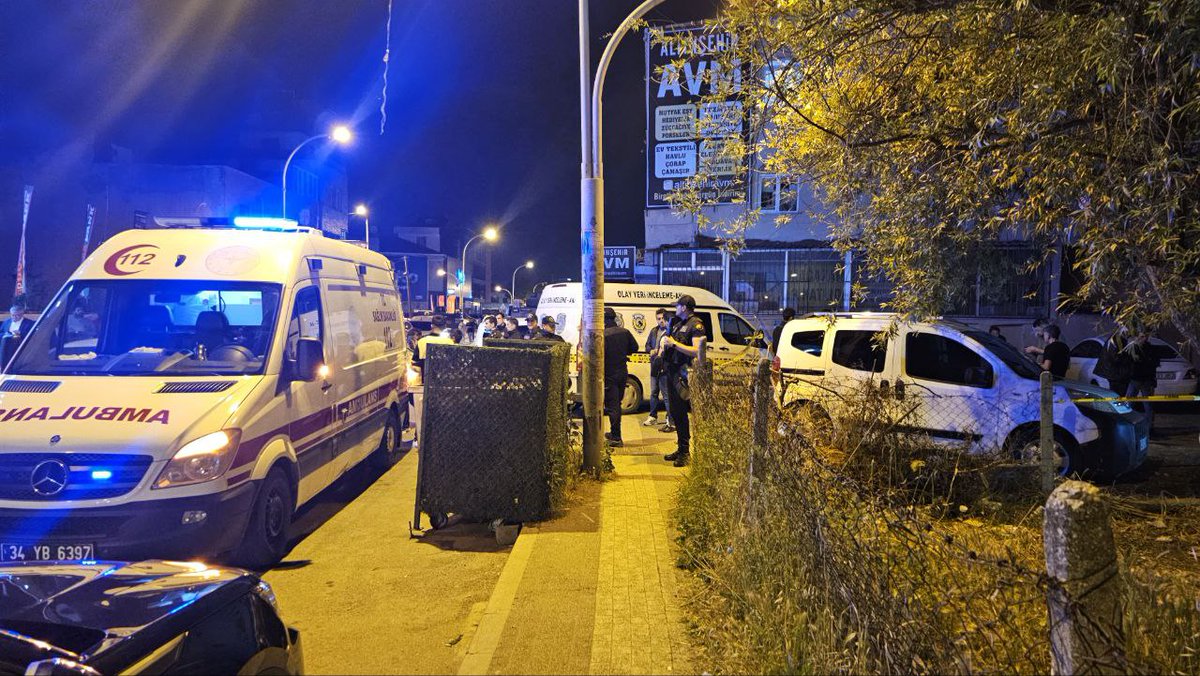 medyatavacom's tweet photo. İstanbul'da #Sinoplular derneğine silahlı saldırı:
İkisi ağır 5 kişi yaralandı
https://t.co/EvRSM9hq0E https://t.co/mS1xuDHUT4