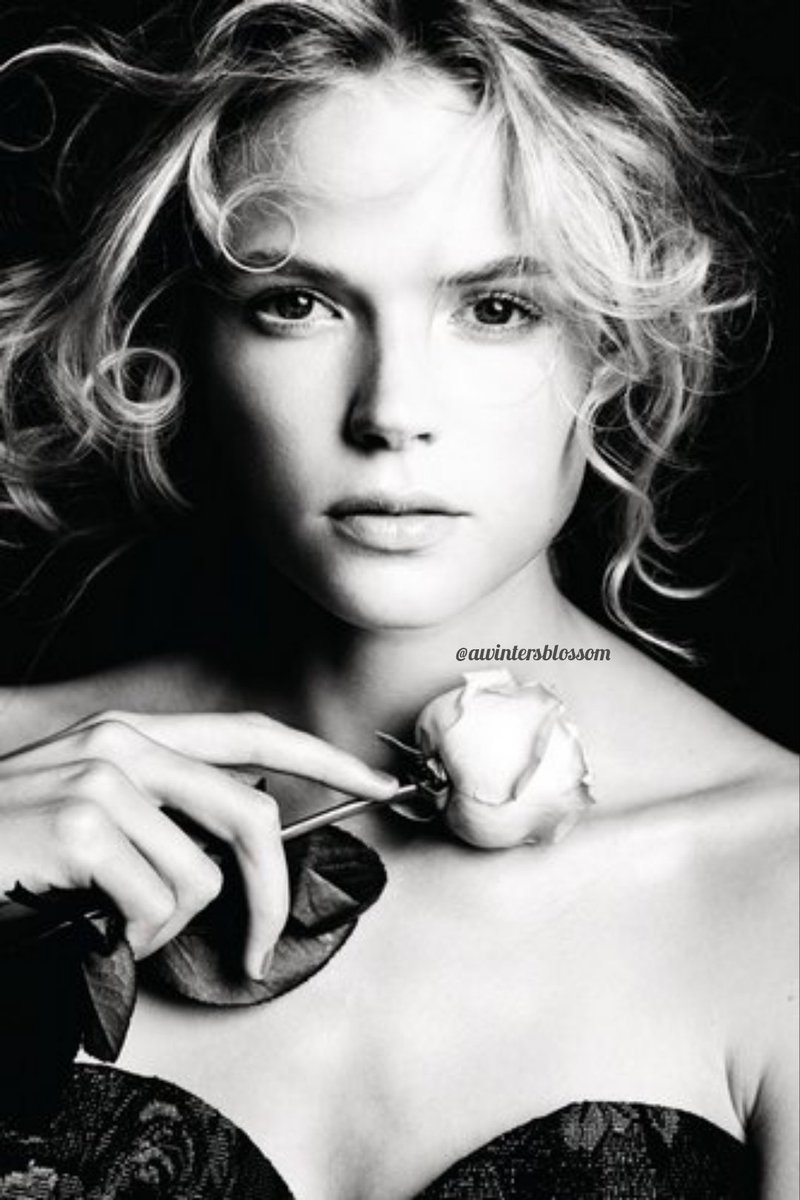 The only way to make sense out of change..
is to plunge straight in, move
with it and join the DANCE

A wildflower dancing in the wind, with a spirit wild and free

Sassy but sweet, like honey
with a twist
Not new to RP
Single / ships with chemistry
Banter
Selective DMs

↻ &amp; 💜