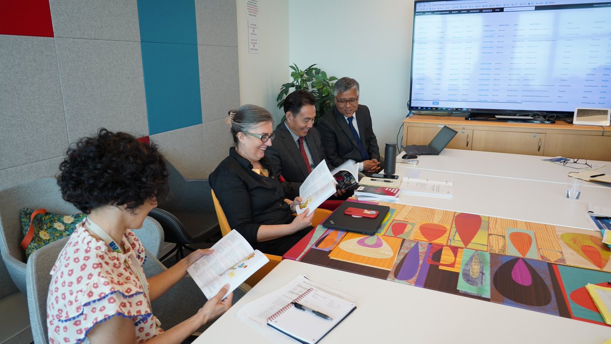 2 days of stimulating discussions took place between <a href="/translation_eu/">translation_eu</a> led by DG for Translation Valter Mavrič and 🇺🇳 DGACM at #UNHQ.

📸 Topics covered translation, editing, verbatim reporting, key performance indicators, exams &amp; recruitment👇