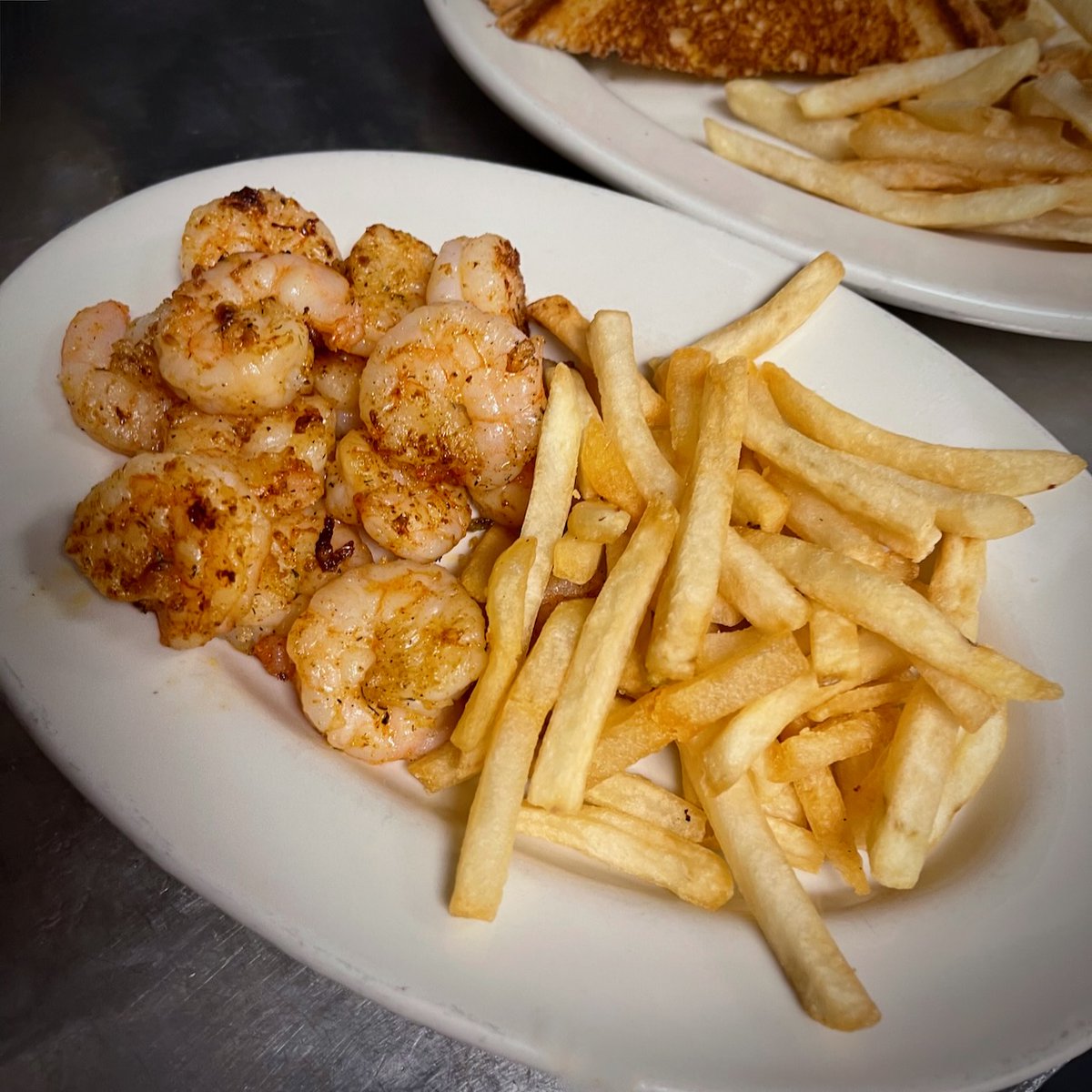 Child's grilled shrimp with small fries. Other options include chicken bites or catfish. 🍽️ Dine-in 📲 Online ordering: Grubhub 📦 Nationwide shipping @goldbelly bit.ly/mthrgbly ☀️Open 7am-10pm 🚙 Parking 🎁Gifts INFO linktr.ee/mothersrestaur… #mothersrestaurant