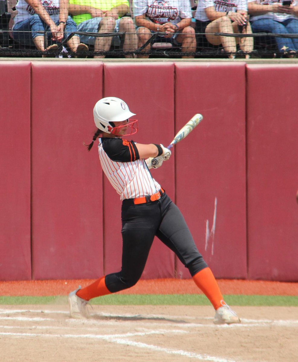 Senior Kiya Inman has been selected to play in the 2024 MHSFCA Senior Softball Showcase at MIZZOU on Wednesday May 29th.  Her team will play at 10:00 and 11:30 AM.  Congrats Kiya.