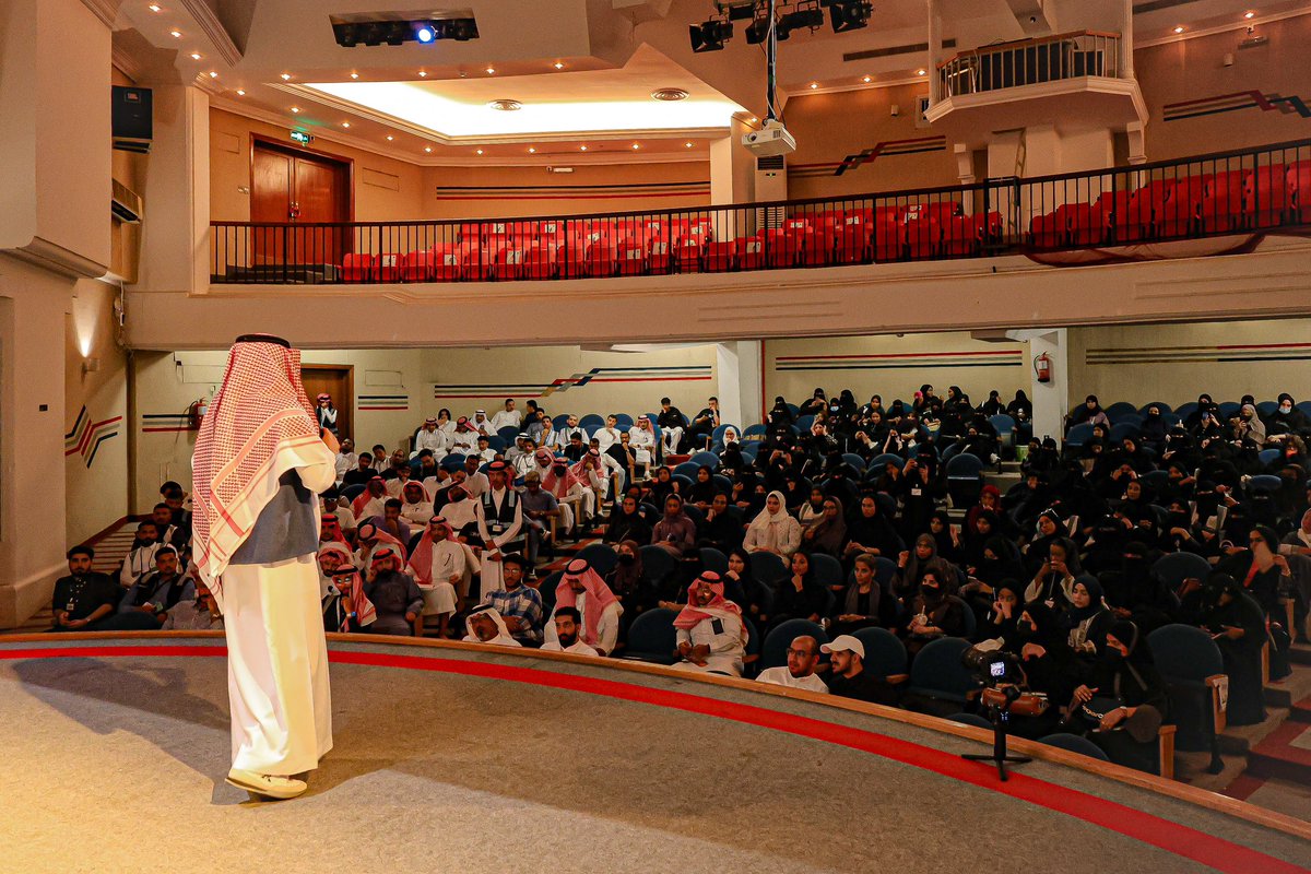 القانــون وحياتنا الواقعية | المحامي لؤي الزهيري 
<a href="/Loayx_/">المحامي لؤي</a>