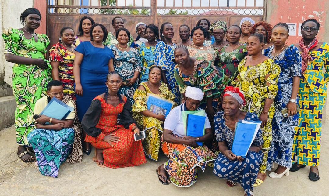 Fem_EngagePA's tweet photo. Après une riche formation en prévention et résolution pacifique des conflits avec les braves femmes engagées pour la paix à Bunia/15 Mai 2024 https://t.co/2l96TACyGI