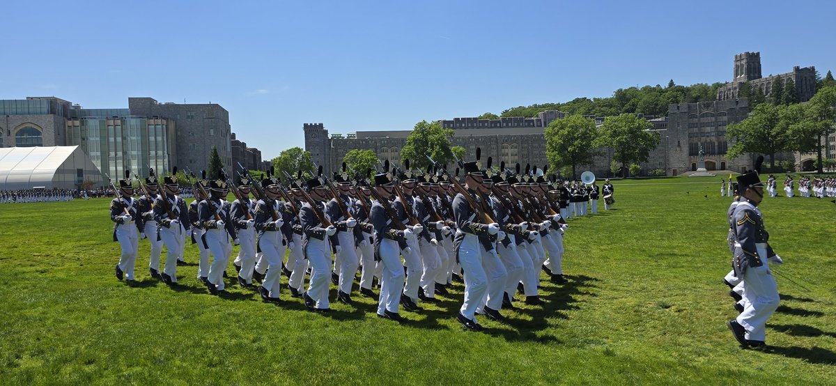 KGKraetzerMedia's tweet photo. No one does military parades like @WestPoint_USMA, 36 cadet companies march in today's #GraduationParade
@AUSAorg @Yankees
#CaMMVetsMedia https://t.co/2VrLSXepEm