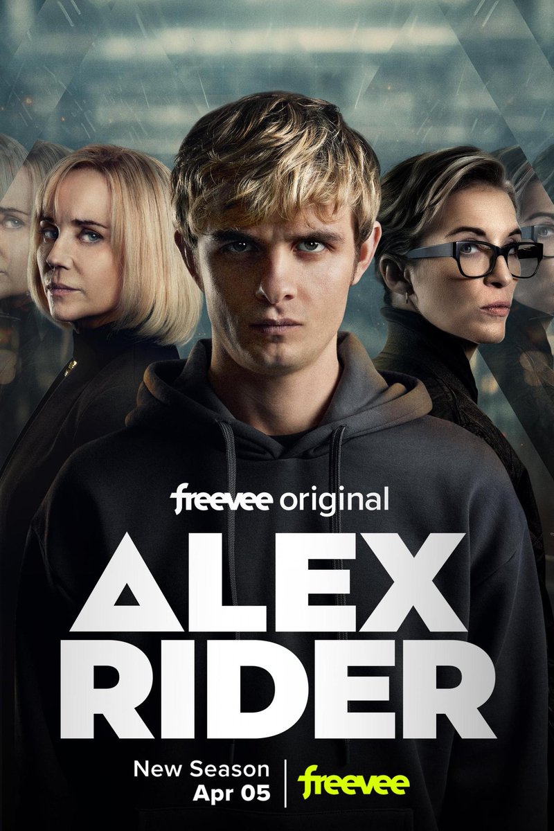 ElenaCearr's tweet photo. Рекомендую лёгкий и динамичный сериал на выходные: супершпионское, мироспасательное. Третий сезон истории об Алексе Райдере радует не только сменой картинки, но и появлением в роли главной злодейки великолепной Софии Хейлин (Мост)
Поклонникам романов Горовица экранизация зайдёт! https://t.co/OioQJ4qAYc
