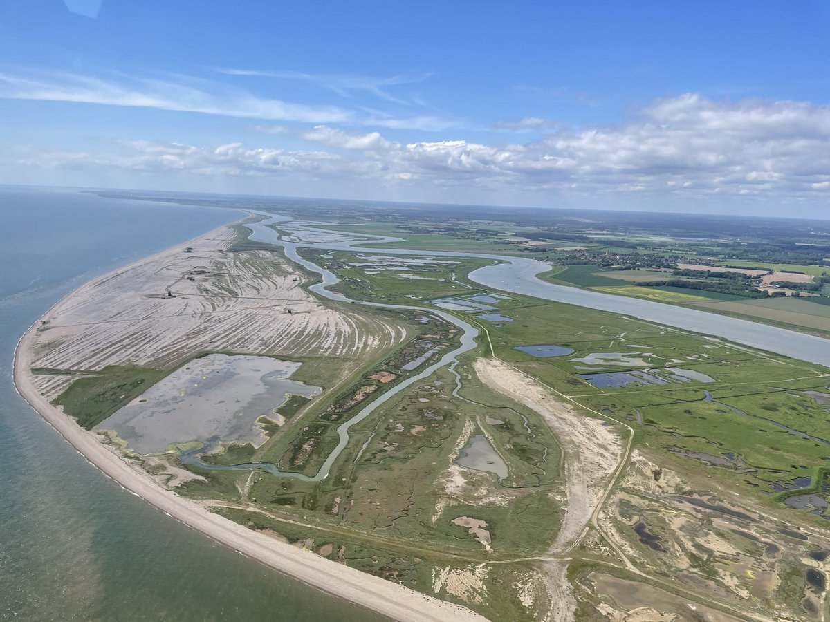 Today saw the North Weald crew head up to #Beccles and back down the coast on training.  What amazing views. <a href="/SuffolkPolice/">Suffolk Police</a> <a href="/UKParaBeccles/">UK Parachuting</a>