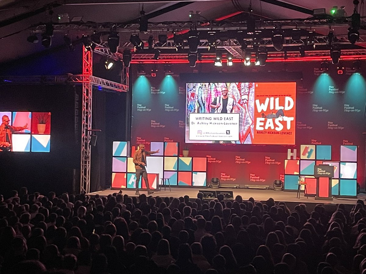 WOW! That was dream come true stuff! 1700 students and teachers at @hayfestival global stage today. Proper pinch me moment. Was signing copies of WILD EAST for well over an hour after, chatting to some really wonderful young people 🧡