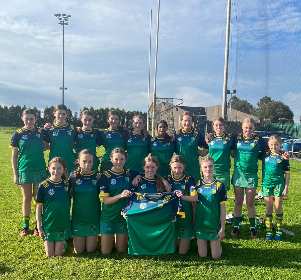 Cobh Camogie tweet media