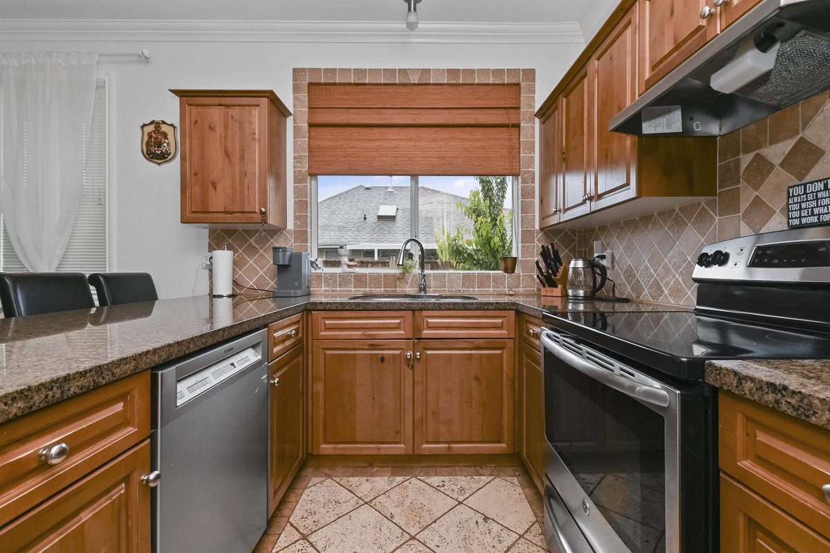 impactingRE's tweet photo. Welcome to #9 - 45140 SOUTH SUMAS RD, Chilliwack, BC
This gorgeous family townhome in South Sardis with 3 bed, 4 bath and a double car garage in a pet friendly complex offers all the space you need.
Listing Price: $669,000
More information https://t.co/cyb9ZTgFRo https://t.co/soIMUBbCWc