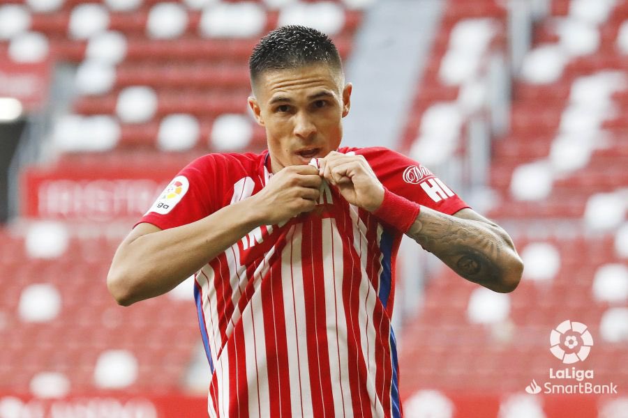 PuristaRSG's tweet photo. ❤️🤍❤️MINUTO 23❤️🤍

Ante su posible ultimo partido en el Molinon Djuka se merece una despedida a su altura

Por eso creemos oportuno que en el minuto 23 reciba una ovacion por parte de toda la grada, bien sea con aplausos o con un cantico

DIFUNDAN🤍❤️ https://t.co/wcAIjyyq3R