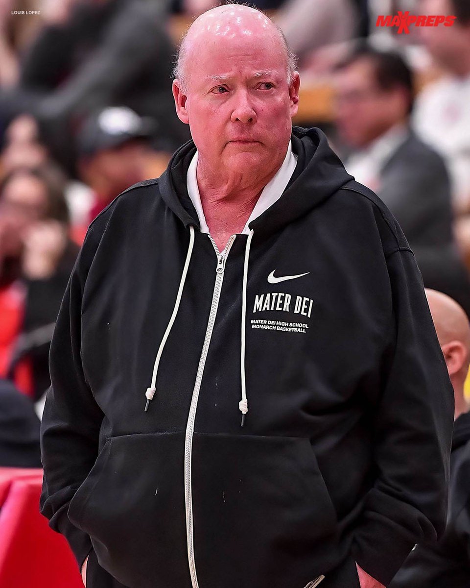 Gary McKnight closes in on Morgan Wootten for all-time coaching wins. 🔥 Mater Dei coach should overtake DeMatha legend early in 2024-25 season. 🏀 Full story ⬇️ maxpreps.com/news/z5AuK00OC…