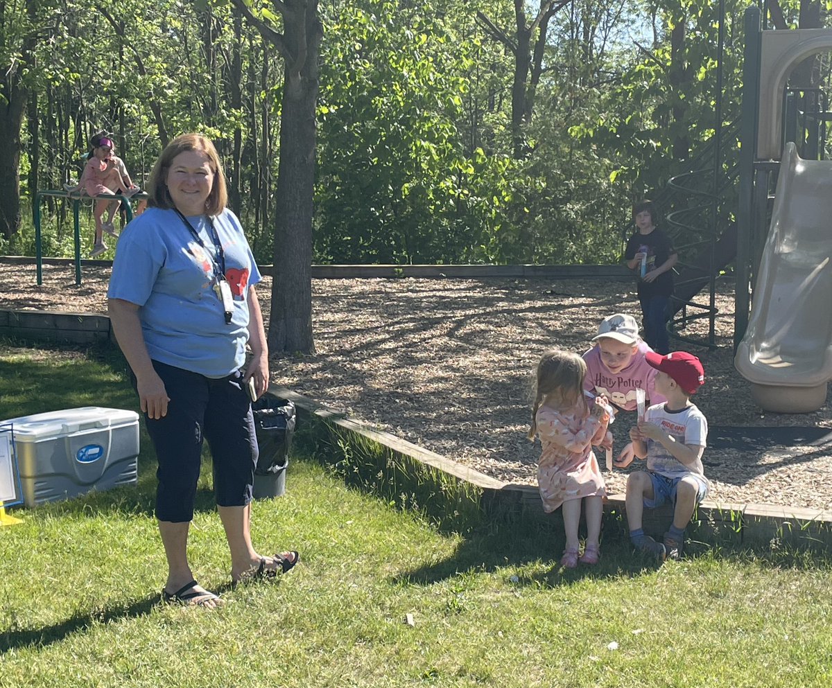 PEmillgrove's tweet photo. Here are the other 8 station that are happening today! Hula Skipping, Pool Noodle Balance Relay, Limbo and the Freezie  and Rest Station. Thank you to all the families that have been able to donate to ❤️/. @HeartandStroke https://t.co/3ETWB2pgsl