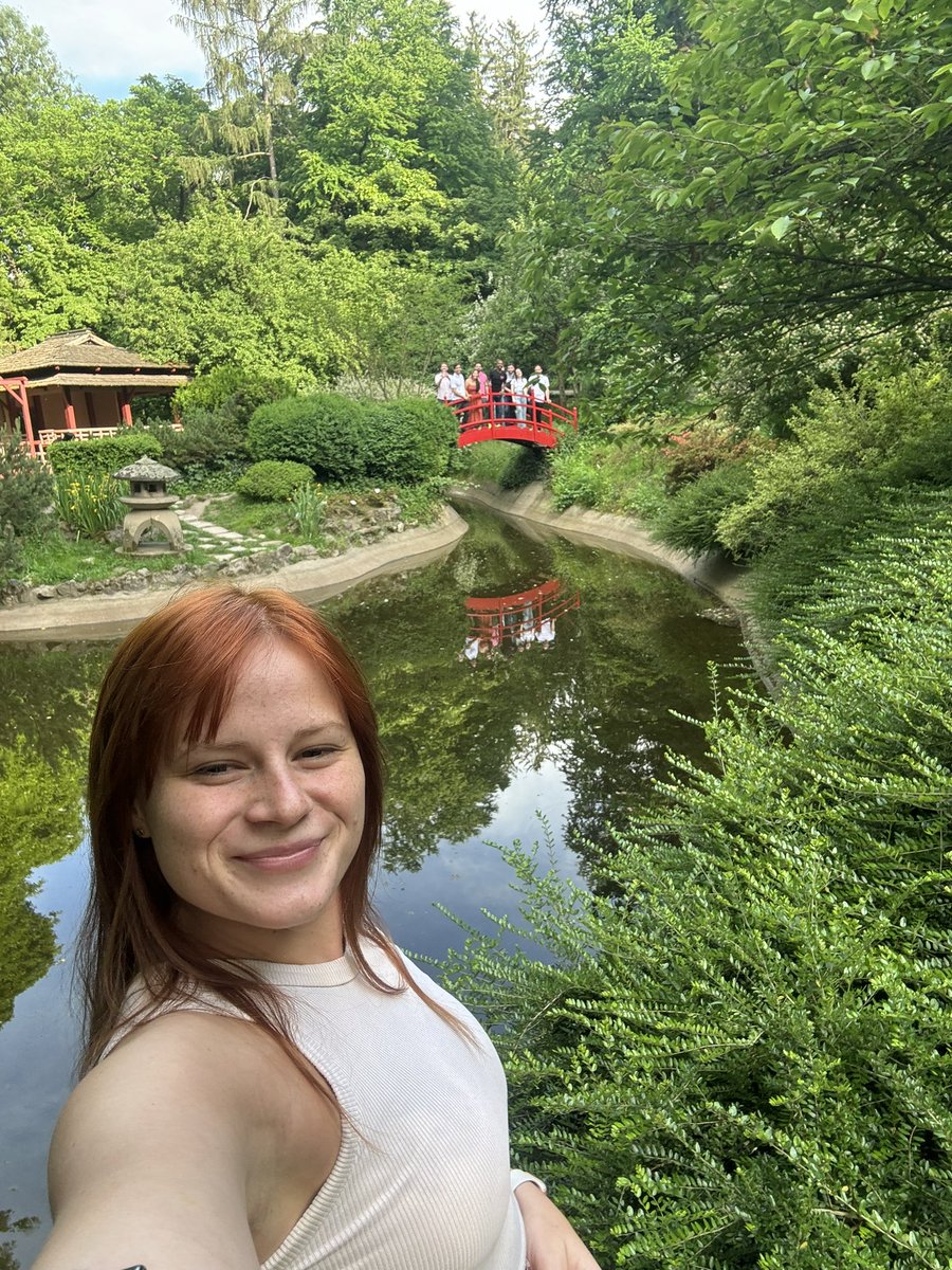 Lea 🦋 tweet media