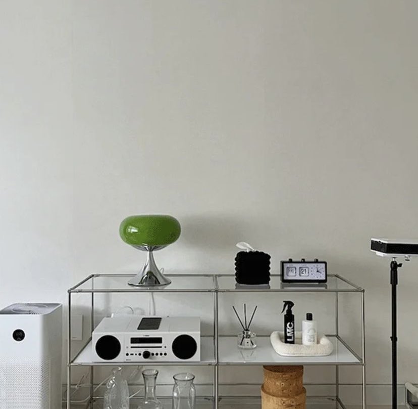 IkoriiOfficial's tweet image. 🛋️💡 Illuminate your space with the elegant charm of our Vintage Bedside LED Table Lamp! 🌟 Perfect for adding a touch of timeless French design to any room, this lamp blends classic aesthetics with modern functionality.

#VintageCharm #LEDTableLamp #HomeDecor #BauhausDesign