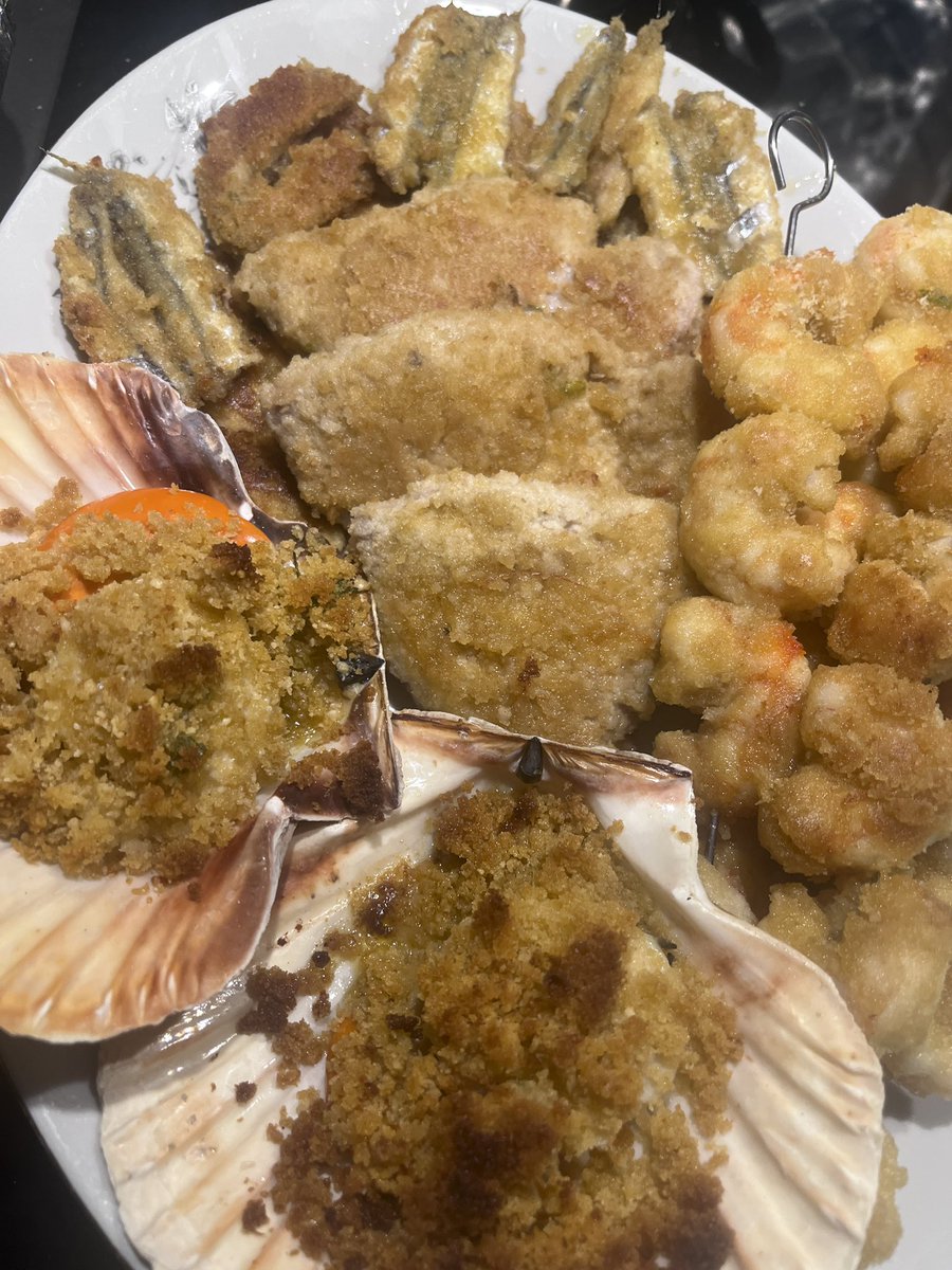 BelliTiziano's tweet image. il primo che  a casa si lamenta lo meno!
#pesce #chefathome