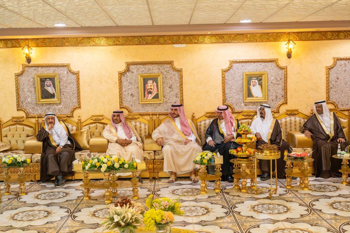 guryatnws's tweet photo. زيارة صاحب السمو الملكي الامير فيصل بن نواف بن عبدالعزيز  امير منطقة الجوف
للشيخ محمد بن احمد الوديعه 
شيخ #السرحان بقارا الجوف
 في ديوان الوديعه يوم امس https://t.co/JJmMlvvhDw