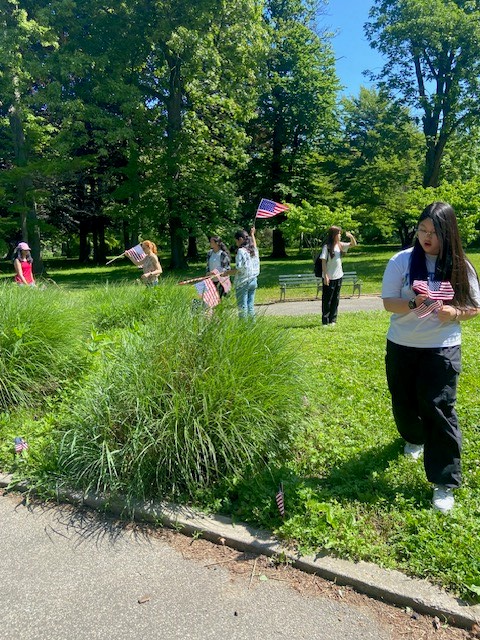 Thank you to the students at IS 237 who placed flags around the Korean War Memorial in Kissena Park this morning in preparation for my Memorial Day Observance, which will take place later this afternoon at 3 PM. All are welcome to attend!
