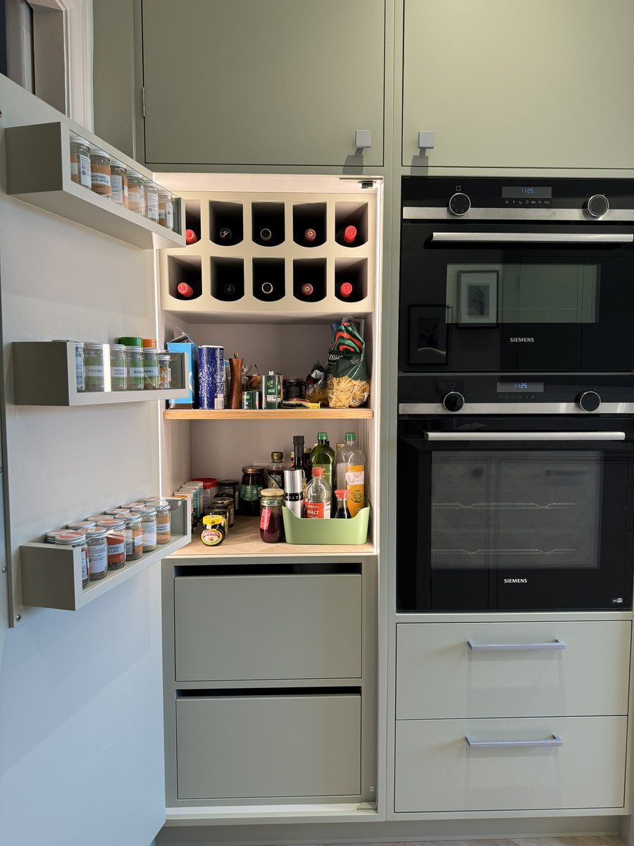 Elevate your kitchen with luxurious, streamlined storage solutions. Our experienced designers tailor every detail to your needs, ensuring practicality and elegance. From handcrafted racks to custom cutlery drawers, we make the most of every inch. 💛