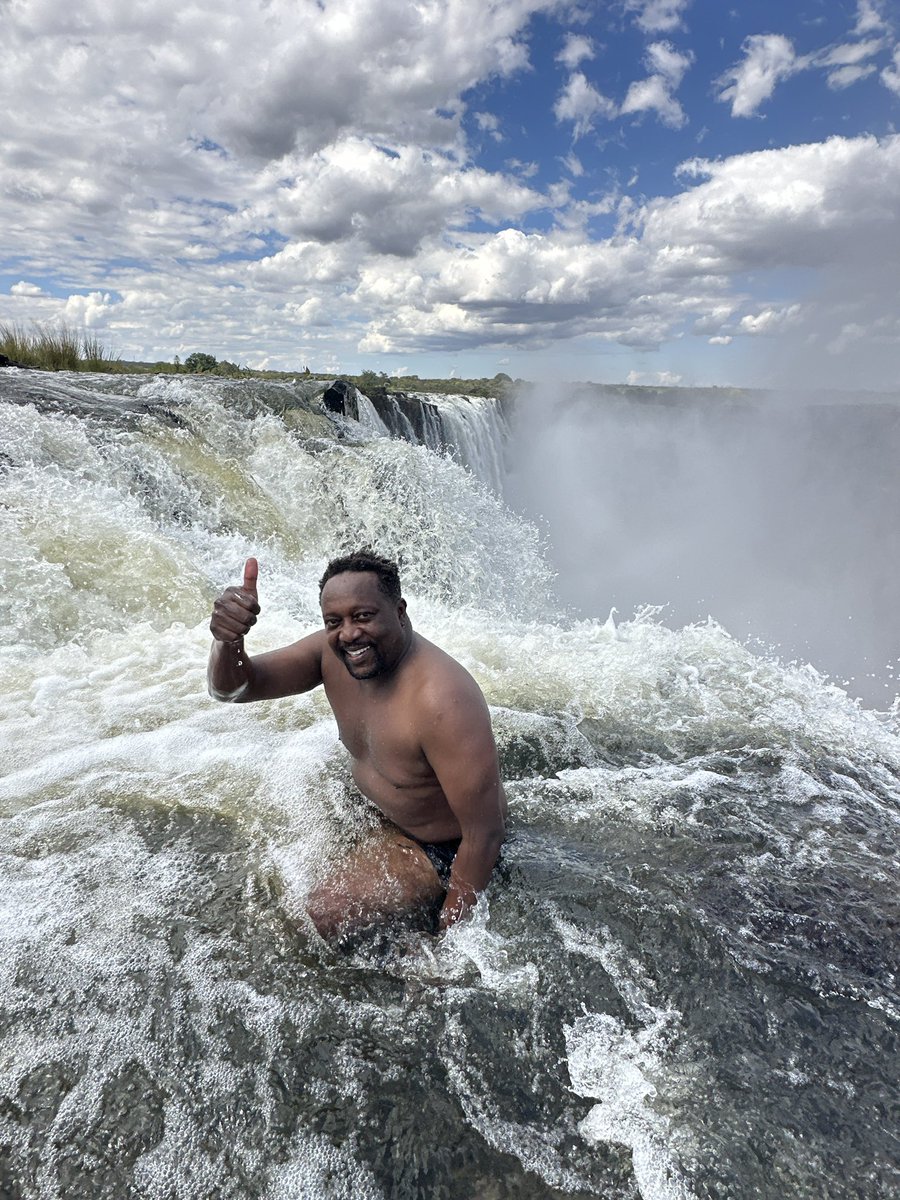 jkaruga's tweet photo. To all my relatives out there, please don’t show this to my Mother #mwendoadventures #VictoriaFalls #Zambia #Zimbabwe #Helicopter #devilspool #AngelsPool #lionencouter #zambeziriver #sunsetcruise https://t.co/0SyJrkKhbU