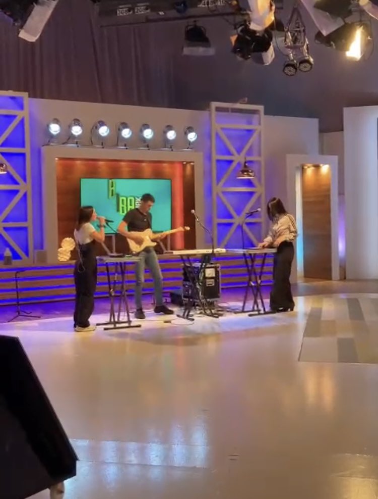 J Martina tweet media