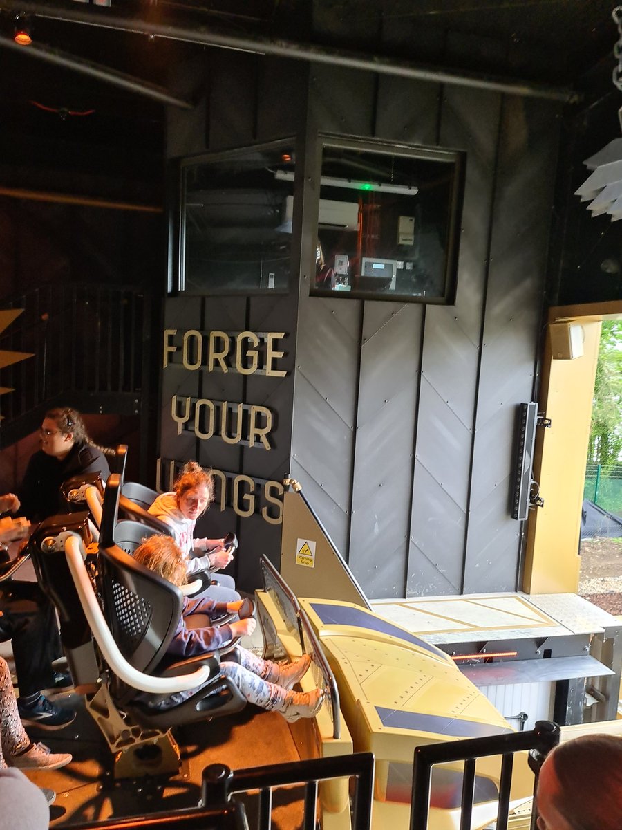 2nd ride on the front. This is an absolute winner for the UK 😍
The entire day has been handled so well <a href="/THORPEPARK/">Thorpe Park Official</a>