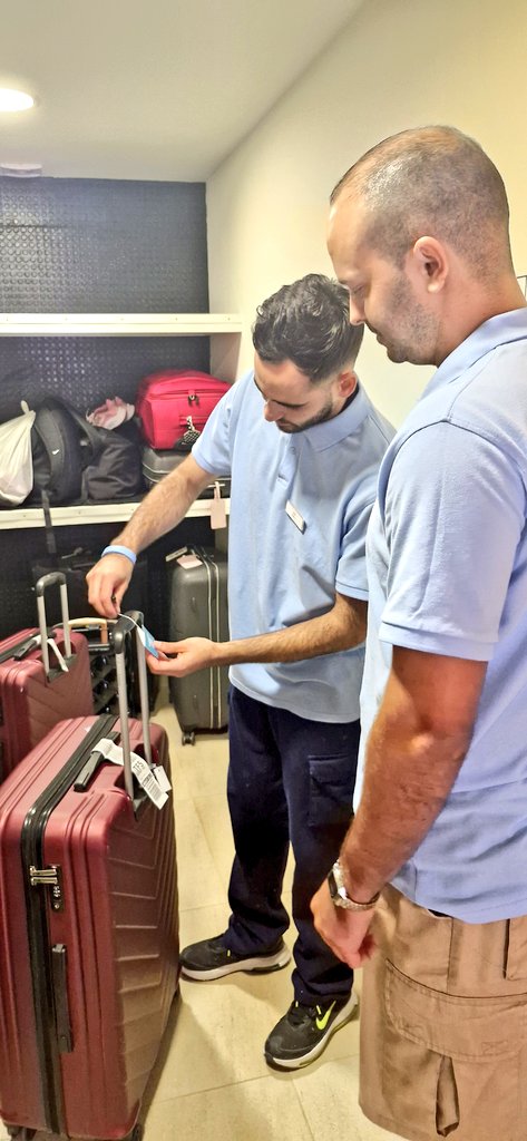 Yohady81's tweet photo. Dani, our maintenance technician, was the "new bellboy" at #SunsetHarbourClub today, experiencing Joan's role and appreciating his daily work! #roleexchange #teamwork @Radha_dadlani @RachelDemmy @lourdesGober @ElviDelRosario1 https://t.co/CkPHAM2kFP