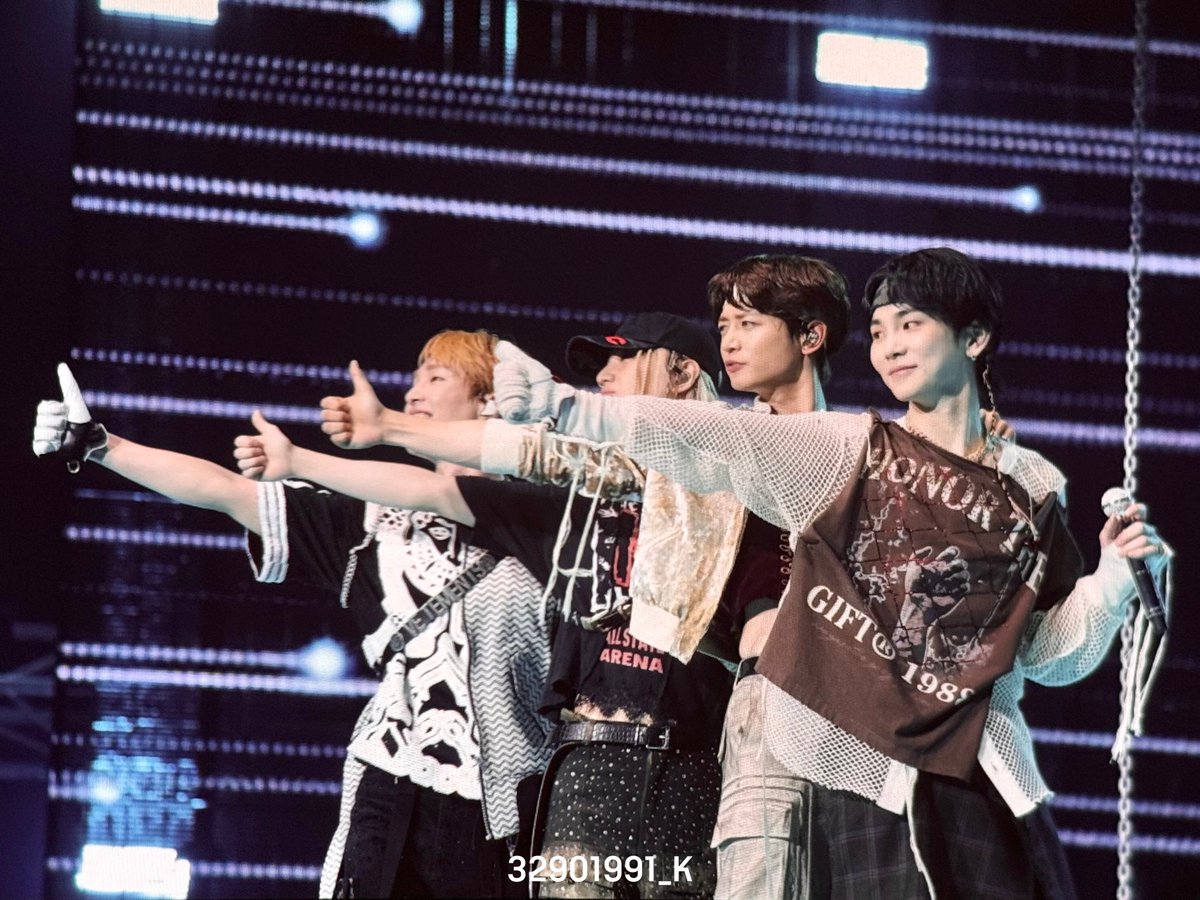 32901991_K's tweet photo. 💾20240524
SHINee WORLD Ⅵ [PERFECT ILLUMINATION : SHINee’S BACK] 드레콘볼 프리뷰

샤이니 16주년 축하해💎

#샤이니 #SHINee https://t.co/MgPYK0T0ns
