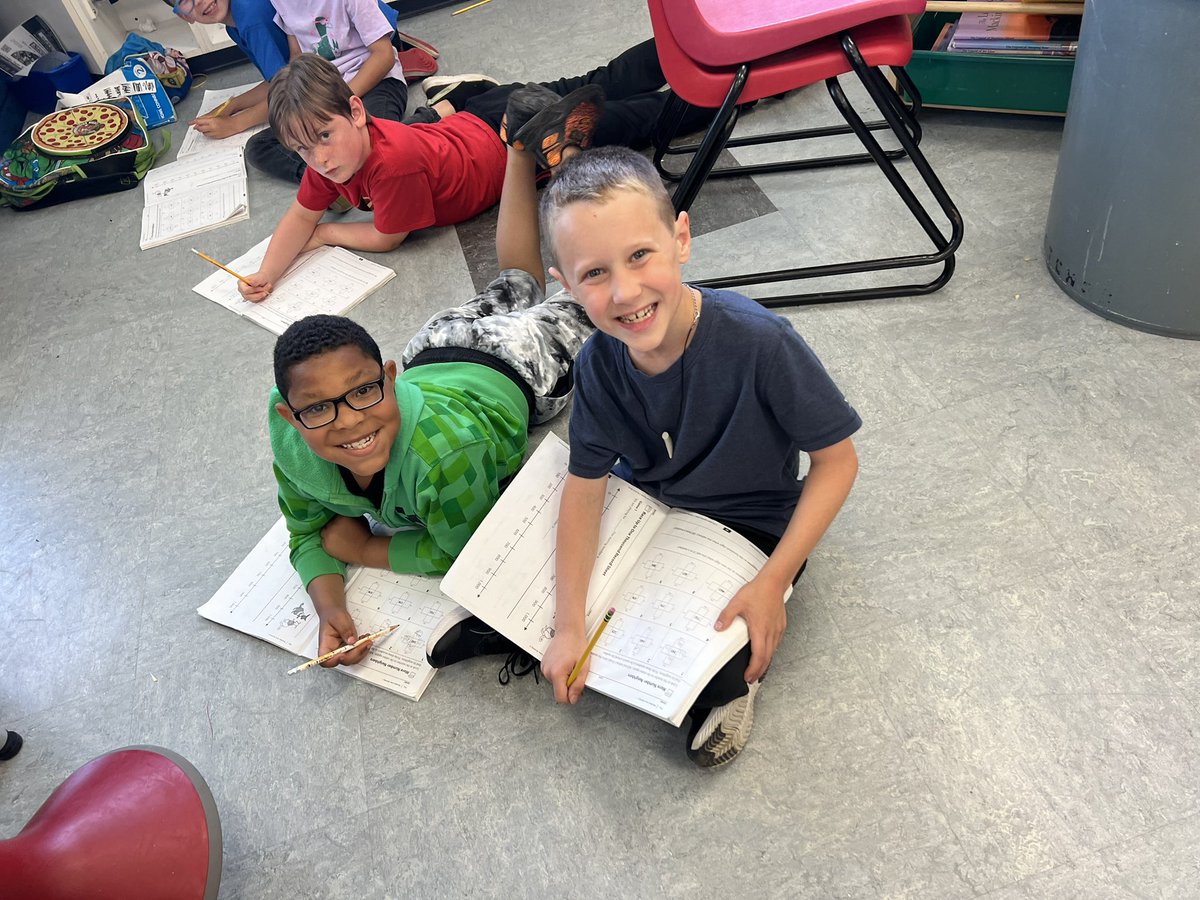 maryannayar's tweet photo. Our last collaborative 2nd grade number corner! #lovelearningtogether #onlyWB #blueberries https://t.co/rmvwfwstPJ
