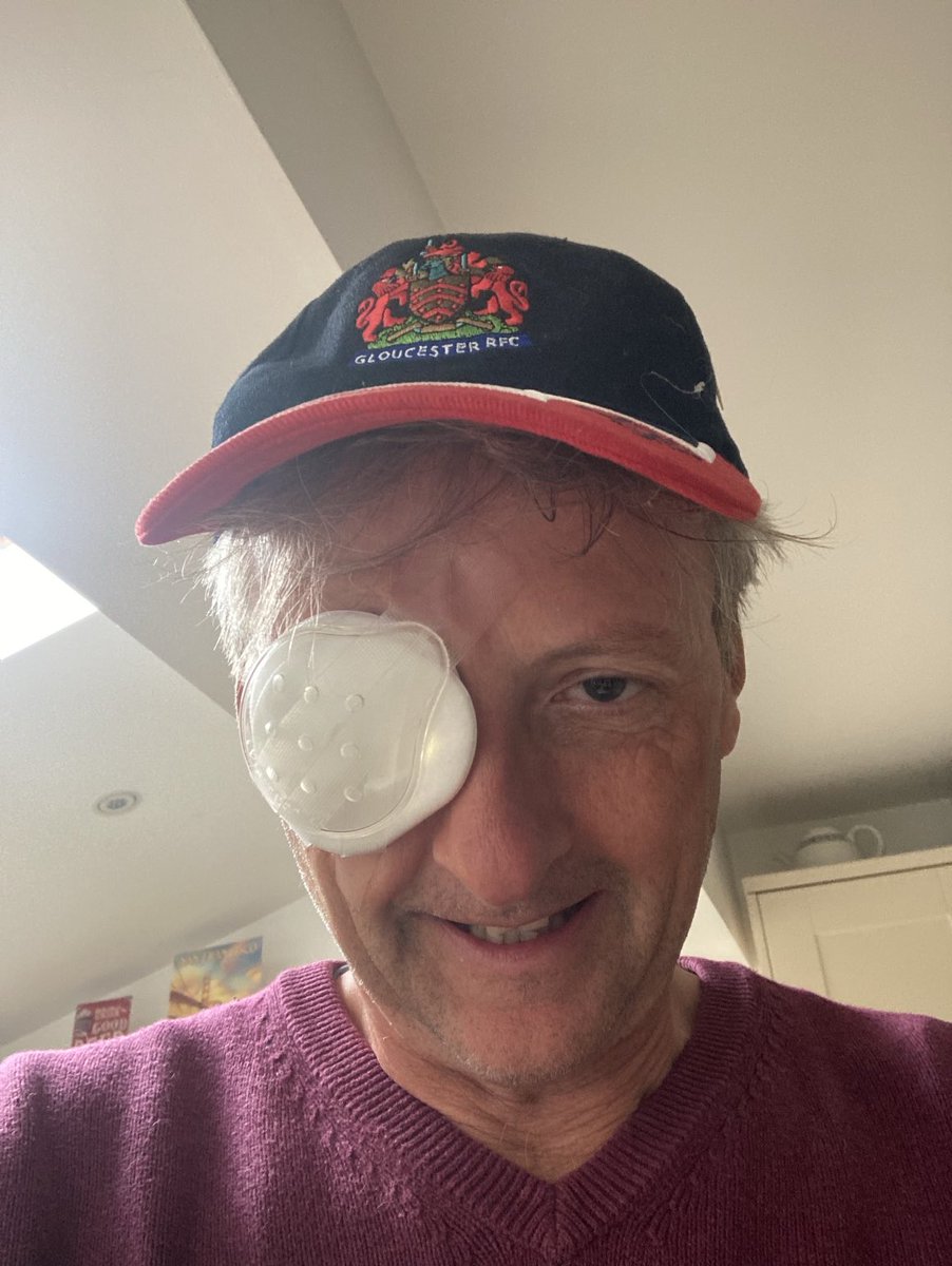So a cheeky detached and torn retina has given me a dilemma tonight. With only one eye for the moment, which half do I watch ⁦@gloucesterrugby⁩ ??😂😂luckily got my great friends ⁦@kitchtweet⁩ ⁦⁦@devsglos⁩ ⁦@BBCGlos⁩ all the best ⁦@LewisLudlow94⁩