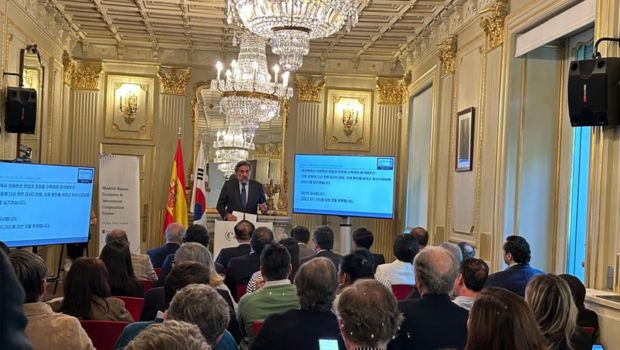 La Cámara de Madrid impulsa las relaciones comerciales entre las empresas de la región y Corea ➡️ is.gd/Bsi7EC #CámaraMadrid #Internacional @ComunidadMadrid @MADRID