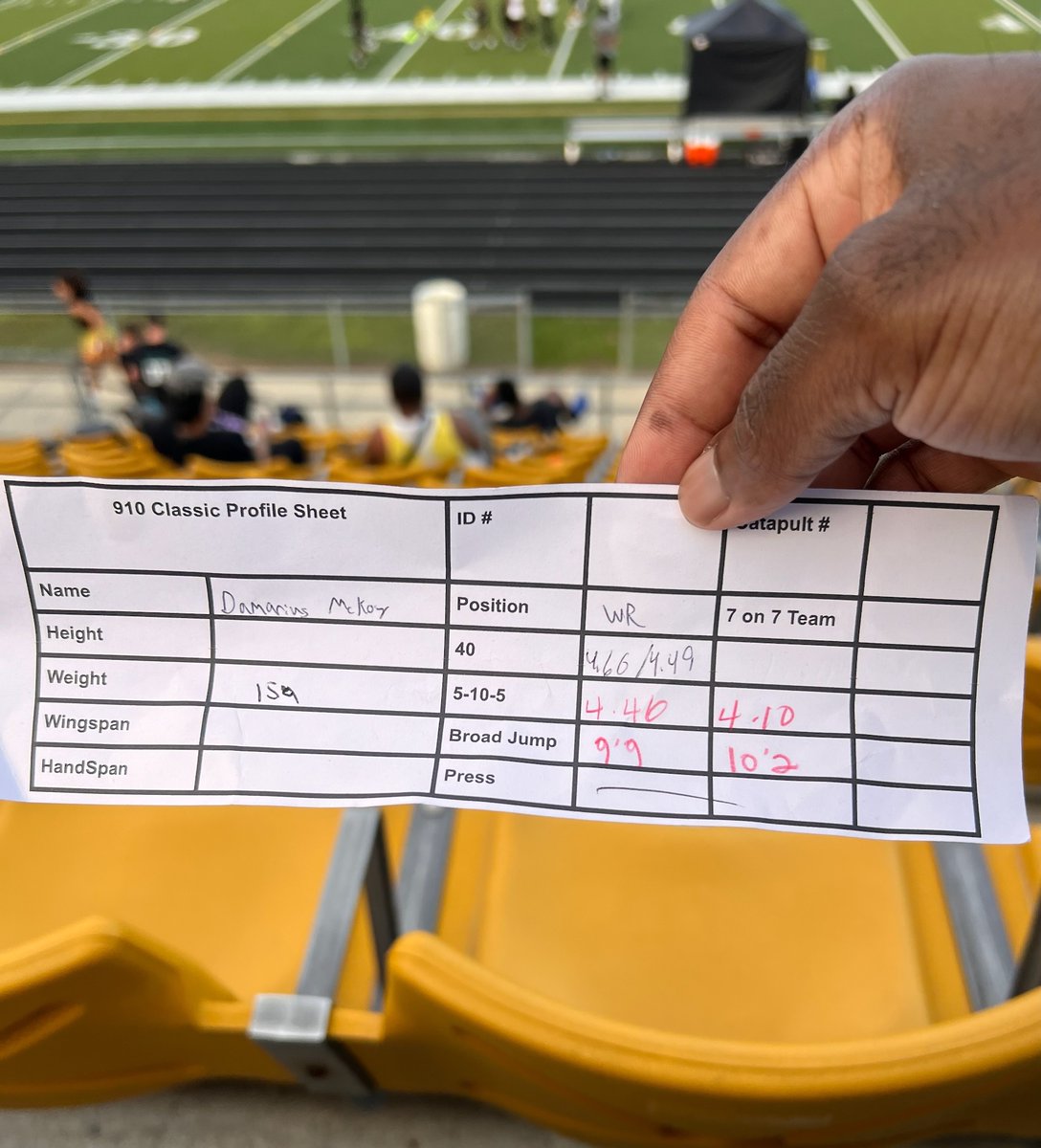 DamariusMckoy's tweet photo. Had a great time competing in SC at Marlboro County High yesterday. Ran a 4.49 in the 40.
Broad jump 10’2
5-10-5: 4.10 
Thank you @Coach_CJohnson8 for the invite.
#ProgressEverday @ScottChadwick1 @ClaytonCometsFB @NPCoachJeff @CoachJRiley_ @@HarrelsonEarl @coachDJDavis @13otispowell @AnnaH247 @RivalsWardlaw @On3Recruits @pepman704 @samuel_rice_03 @GabeGarciaFB @CoachAC3 @SMcCourt12
