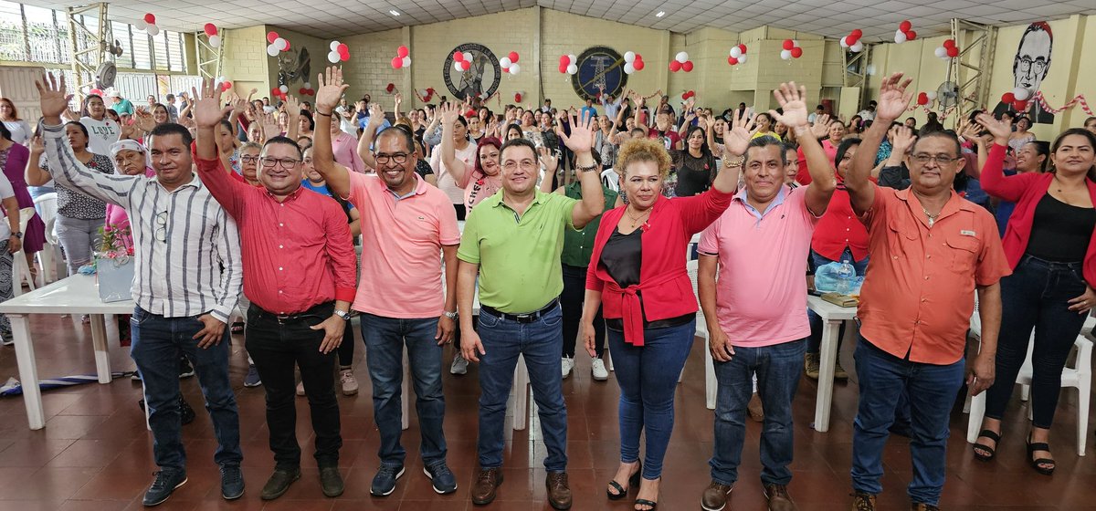 STAMSS_Oficial (@stamss_) on Twitter photo Como STAMSS expresamos nuestra más profunda gratitud al Ministro de Trabajo <a href="/RolandoCastroSv/">Rolando Castro</a> por acompañarnos en la celebración del Día de las Madres.
Su presencia y respaldo significan mucho para nosotros y reflejan su compromiso con nuestra labor.
Su participación en este Como STAMSS expresamos nuestra más profunda gratitud al Ministro de Trabajo <a href="/RolandoCastroSv/">Rolando Castro</a> por acompañarnos en la celebración del Día de las Madres.
Su presencia y respaldo significan mucho para nosotros y reflejan su compromiso con nuestra labor.
Su participación en este