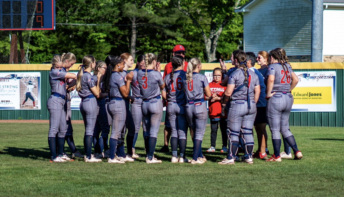 celialamkin's tweet photo. Ending my senior season on a good note. Batted .461 on the season and ended with 172 Ks. I am so grateful for all of my teammates and coaches. The support from our community is unmatched. Forever representing HC softball❤️❤️ @HenryCoSoftball @LionUpSoftball https://t.co/x4AJzdwjQC