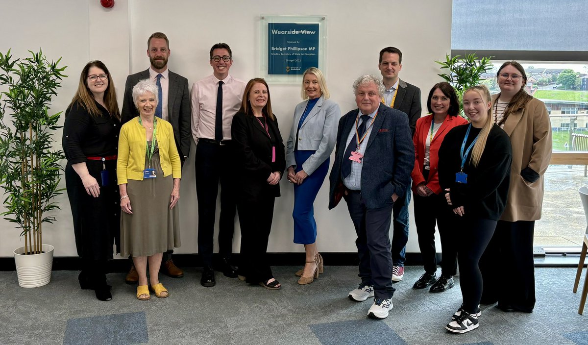 ProfLynneMc's tweet photo. Thank you to the fabulous @UoSiQTS team. What a week! Some members camera shy so are missing 😉 https://t.co/c28XWTKWhT