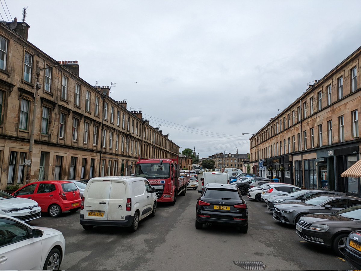 Nithsdale st a really interesting example of what happens when you filter a street without any placemaking elements or parking controls etc. Complete carsprawl on a semi regular basis.