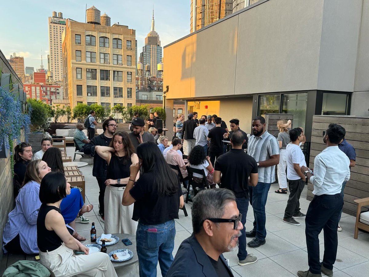 We had an amazing time at our Future-Proof Marketing Happy Hour with <a href="/mailmodo/">Mailmodo</a> 🌟🍻 Great insights were shared with marketing leaders and startup founders on the latest trends and challenges in marketing. 🚀 1/4