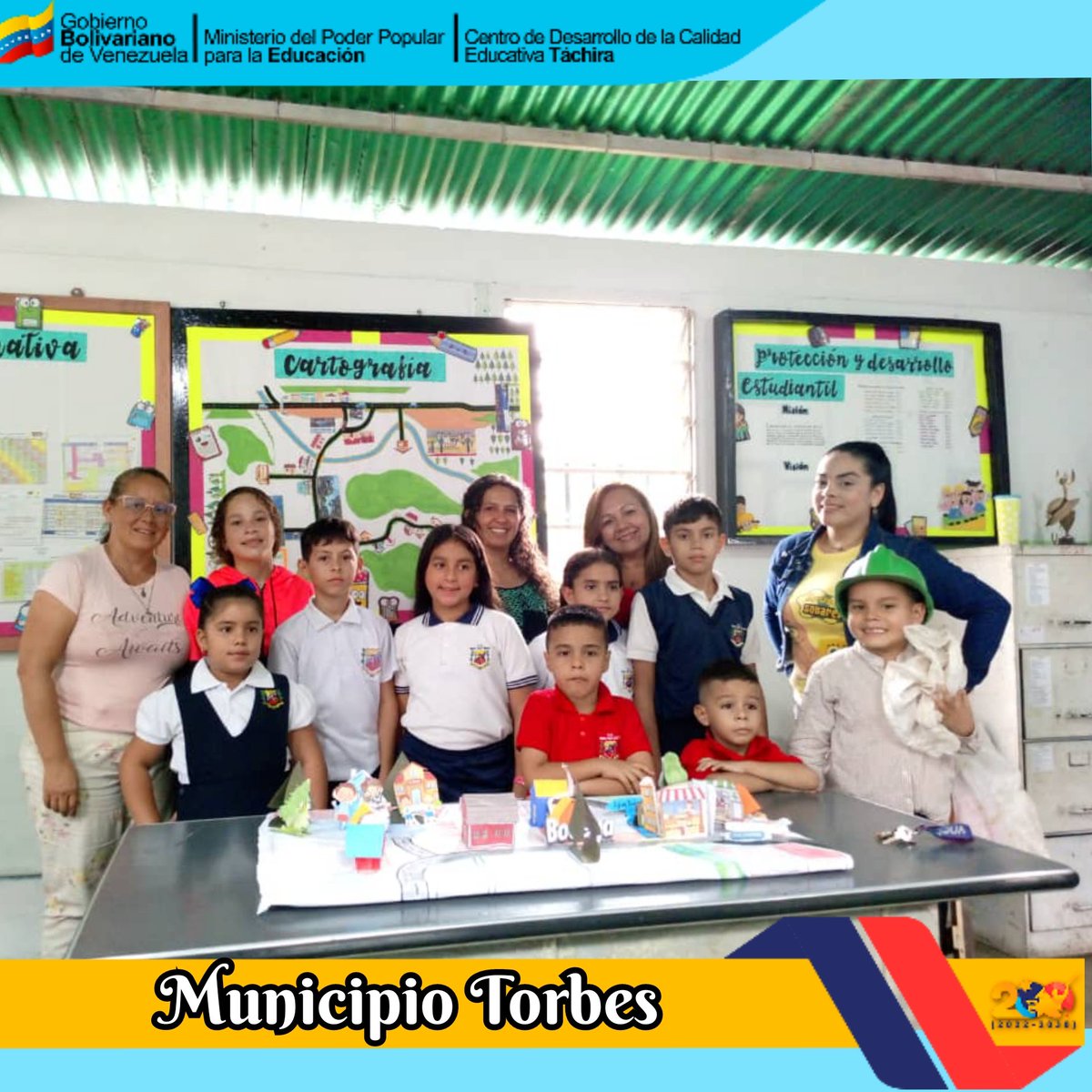 JonathanSa9265's tweet photo. #24demayo ¡Seguimos en victoria!

Las instituciones educativas del municipio Torbes sigue consolidando las Orientaciones emanadas por parte del CDCE de Edo. Táchira, Viva Venezuela Mi Patria Querida.

@cdcetachira 
@berzabethg1 
@mppeducacion 
@_laavanzadora https://t.co/XE0NXPWDG2