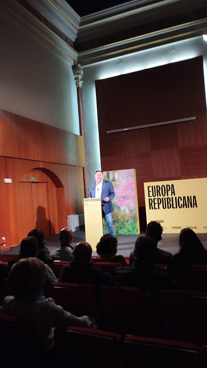 ERCPirineu's tweet image. @junqueras  🗣 També defensem el #Pirineu des del parlament europeu quan ens oposem als tractats injustos ❌️ de "lliure comerç", que s'oposen al futur dels  #pagesos i #ramaders 👨‍🌾👩‍🌾

📣Posen en perill les condicions sanitàries, ambientals i laborals, és injust i abusiu ‼️