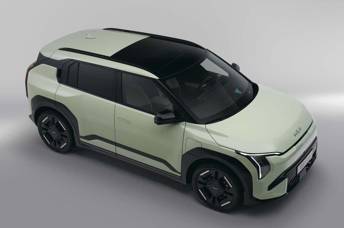 .<a href="/KiaUK/">Kia UK</a> has expanded its range of electric models with the EV3, a boldly-styled compact electric SUV that is set to feature “innovative technology” from the brand’s existing electric models...

Learn more about the Volvo EX-30 rival here: bit.ly/4dReoov🔗⚡️