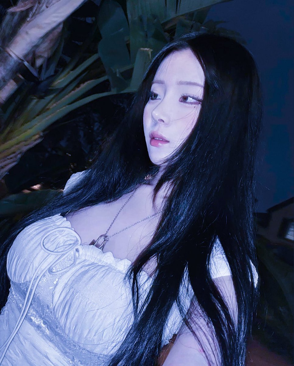 ㅤㅤ 
 ㅤ   ᅟᅟ