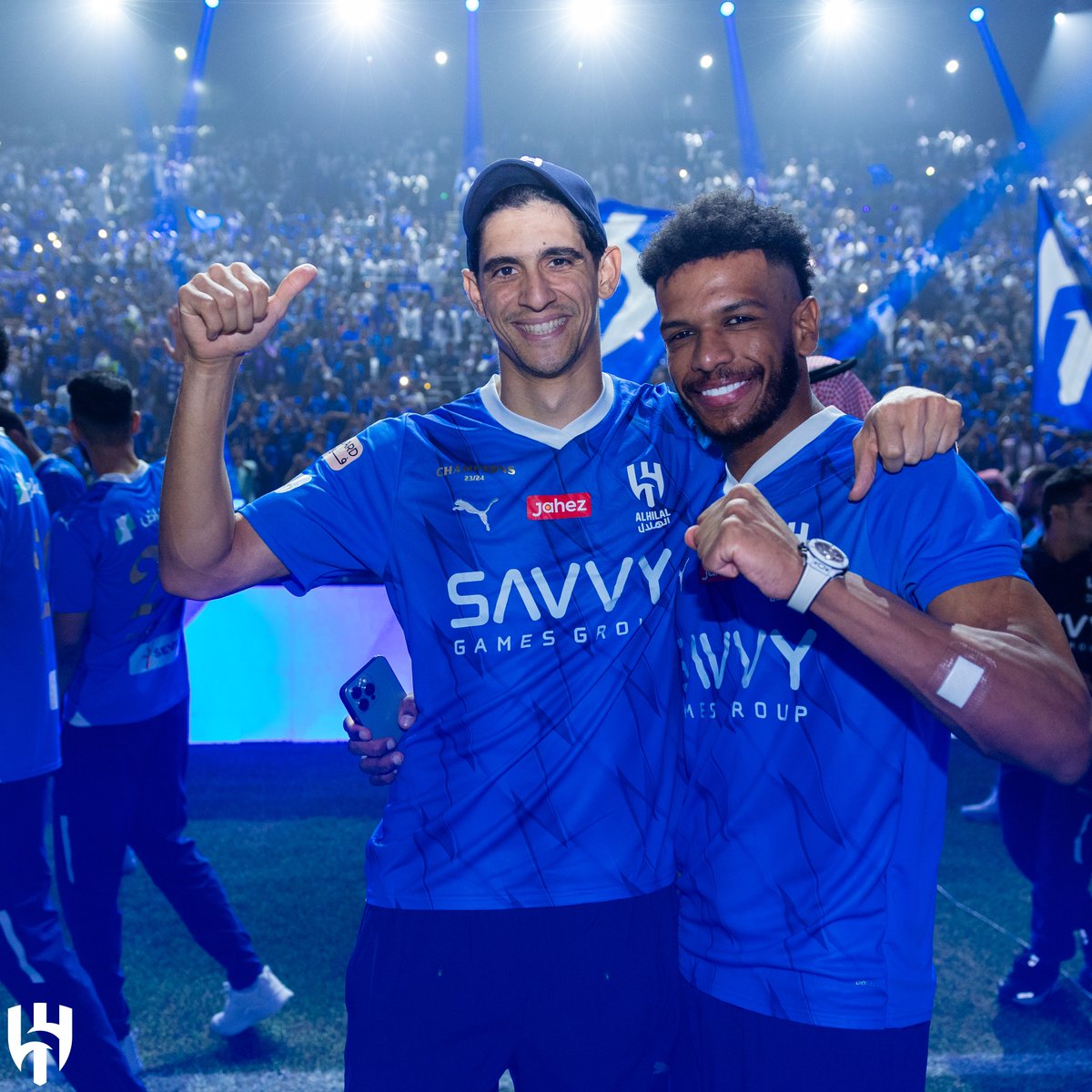 Alhilal_FC's tweet photo. كتابـة التاريـخ تتطلّـب أن تكون هلاليـًا 🏆💙 https://t.co/JbT2RXsVkh