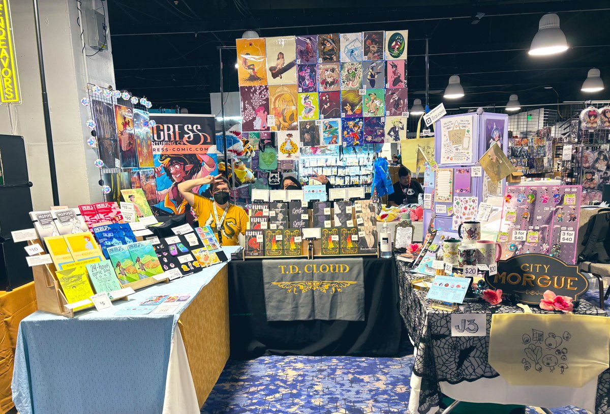 We are here!! 🩷✨ Animinne vendors area!! Come get stuff!!!