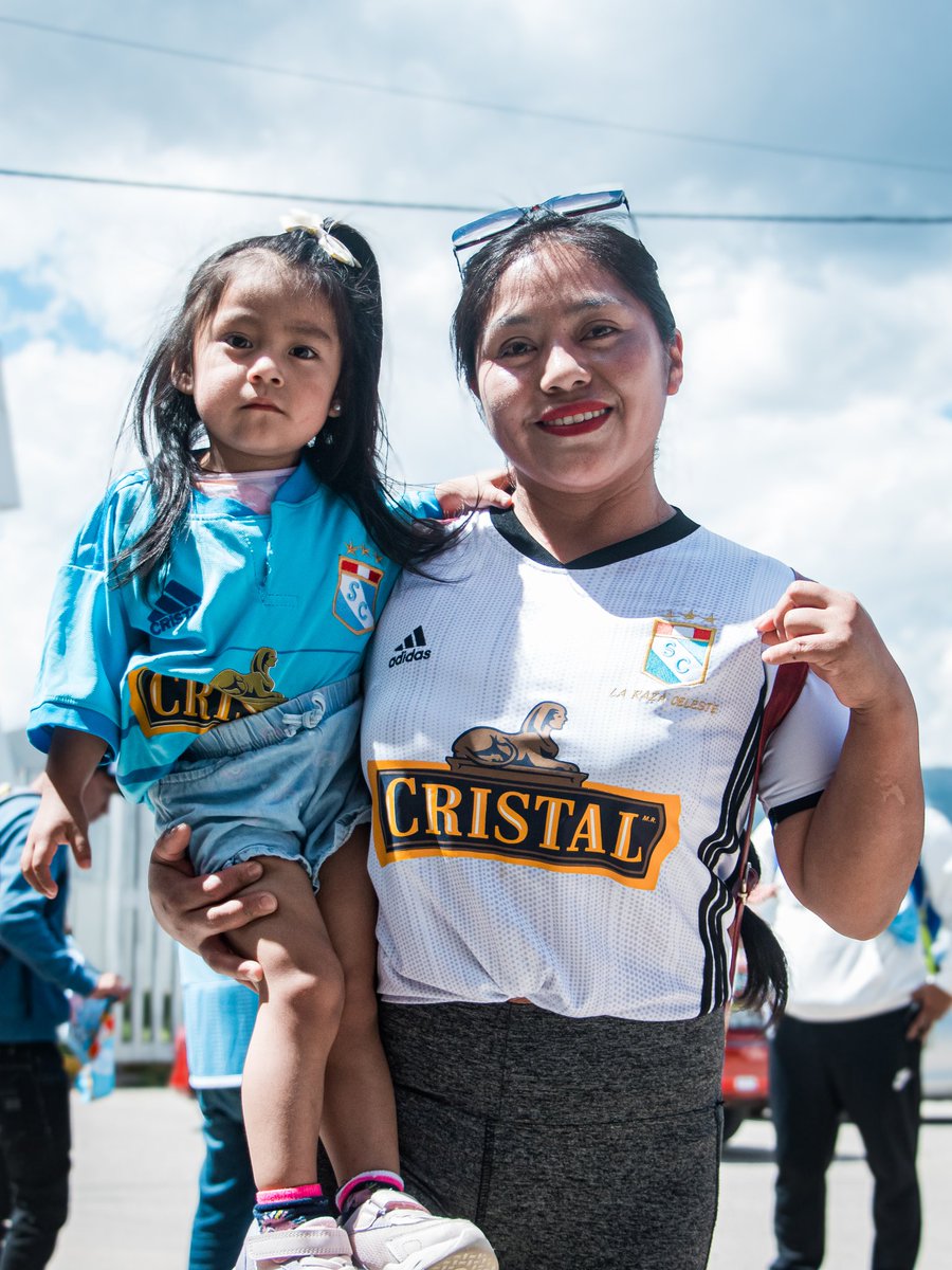 No importa en que cancha tú juegues, ahí estaremos... 🎶 ¡Siempre Contigo! 💪 #FuerzaCristal