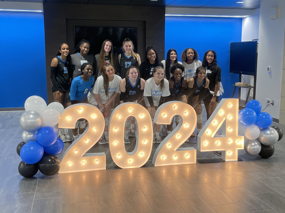 vb_hill's tweet image. Thank you seniors for setting the standards and being our first to four graduates! You’ve helped established the tradition and culture of our program for generations to come! Congratulations class of 2024!! 🎉