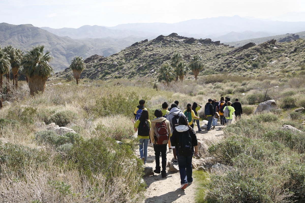 Planning to visit a #CAStateParks this holiday weekend? Stay safe with these tips! 🌲