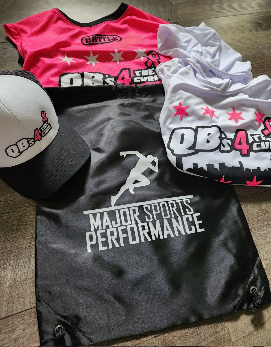 TY @JordanWesty1 for donating swag for our upcoming event! Train with the best at @MSPWheaton! @CoachHo @DeepDishFB @EDGYTIM @IHSA_IL @JustBigPete @TerryBradshaw__ @SusanGKomen @NFL @WGNSports @Espngreeny @SU2C @nmdp_org @MontiniFootball