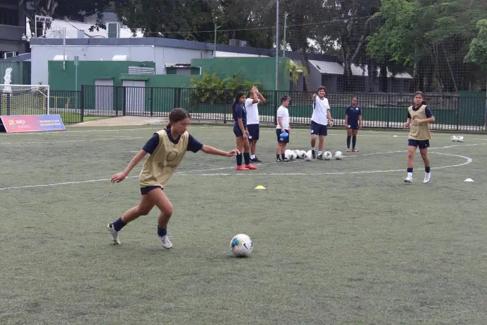 👩¡Mundial RD 2024!⚽️

La Selección Dominicana de Fútbol (@fedofutbol) Sub-17 Femenina, continúa su puesta a tono para afrontar el próximo mundial de la categoría que se llevará a cabo en #RD, entre los meses de octubre y noviembre del presente año. 

#ElNuevoDiarioRD #Deportes