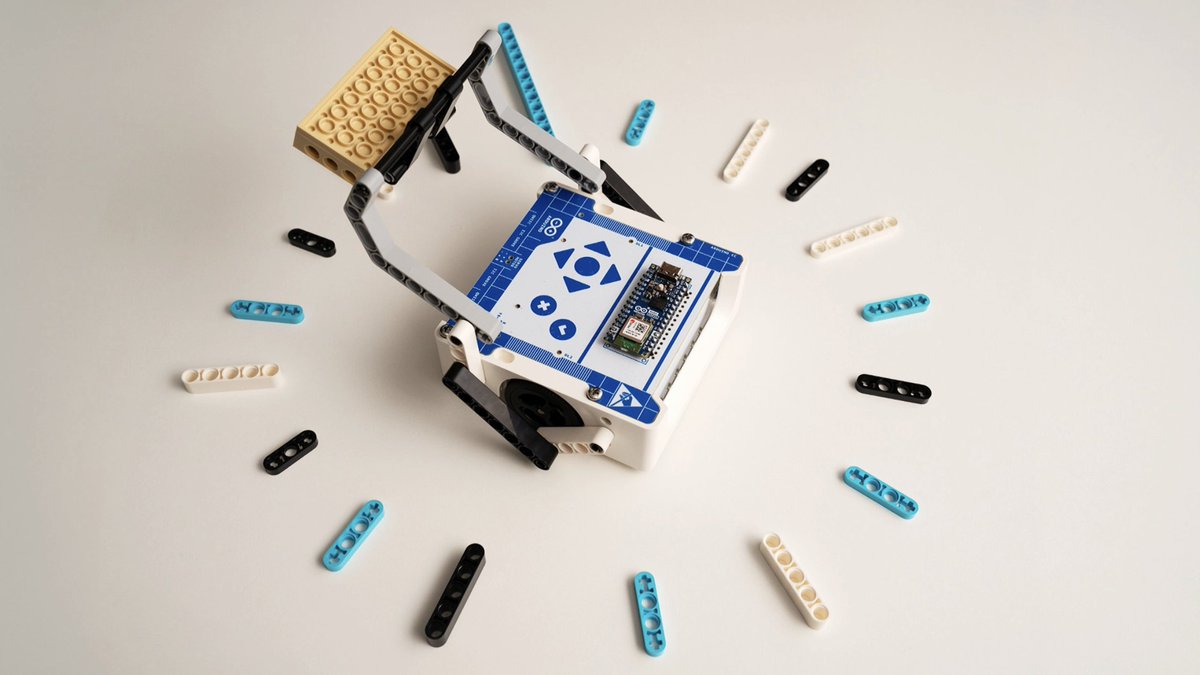 Introducing @arduino Alvik, the ultimate STEM education tool. With support for multiple programming languages, modular design, and wireless connectivity, it's perfect for classroom and remote learning. elektormagazine.com/news/arduino-a… #arduino #STEM