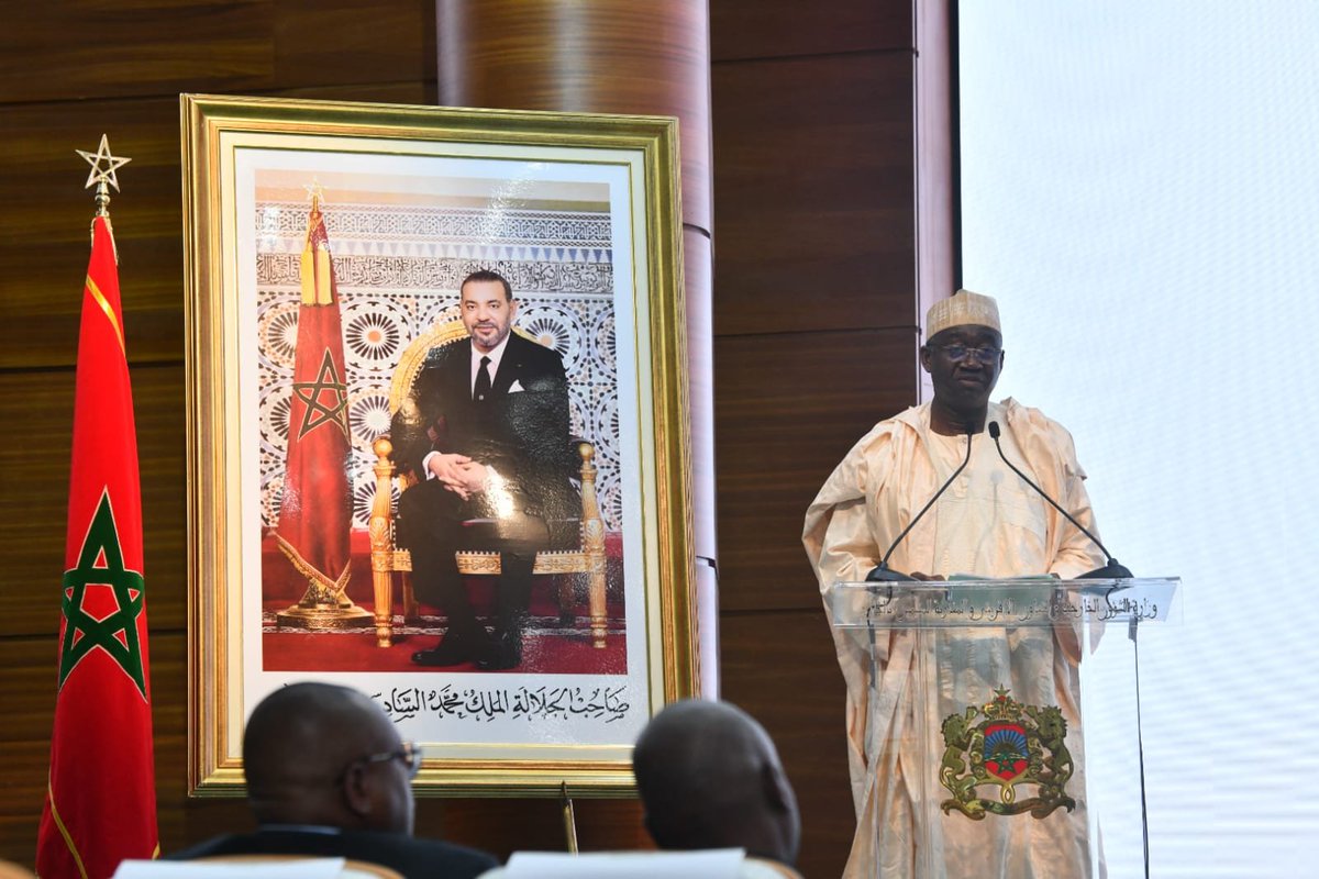 Marocdiplo_EN's tweet photo. MFA Nasser Bourita chaired, today at the headquarters of the Ministry, the celebration ceremony of Africa Day, held under the theme: « Education, a veritable lever for development and transformation in Africa ».
#AfricaDay https://t.co/zKLbts9MkO